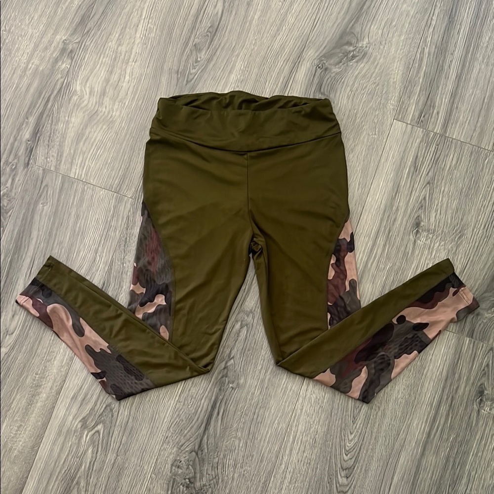 Olive Camouflage Leggings